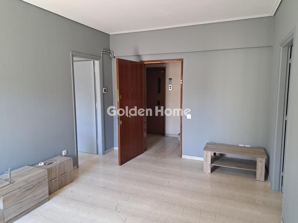 Apartment in Voulgari - Agios Eleftherios, Patisia — Photo 3 of 21
