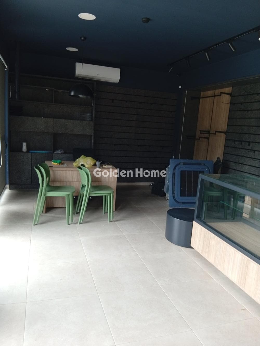 Retail Store in Fodele, Gazi — Photo 1 of 4