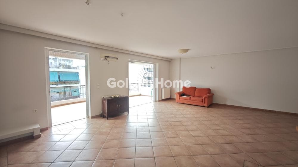 Apartment in Alsos, Nea Smyrni — Photo 3 of 40