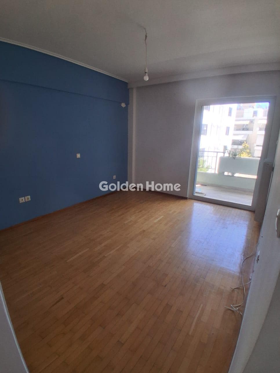 Apartment in ERT, Agia Paraskevi — Photo 8 of 11