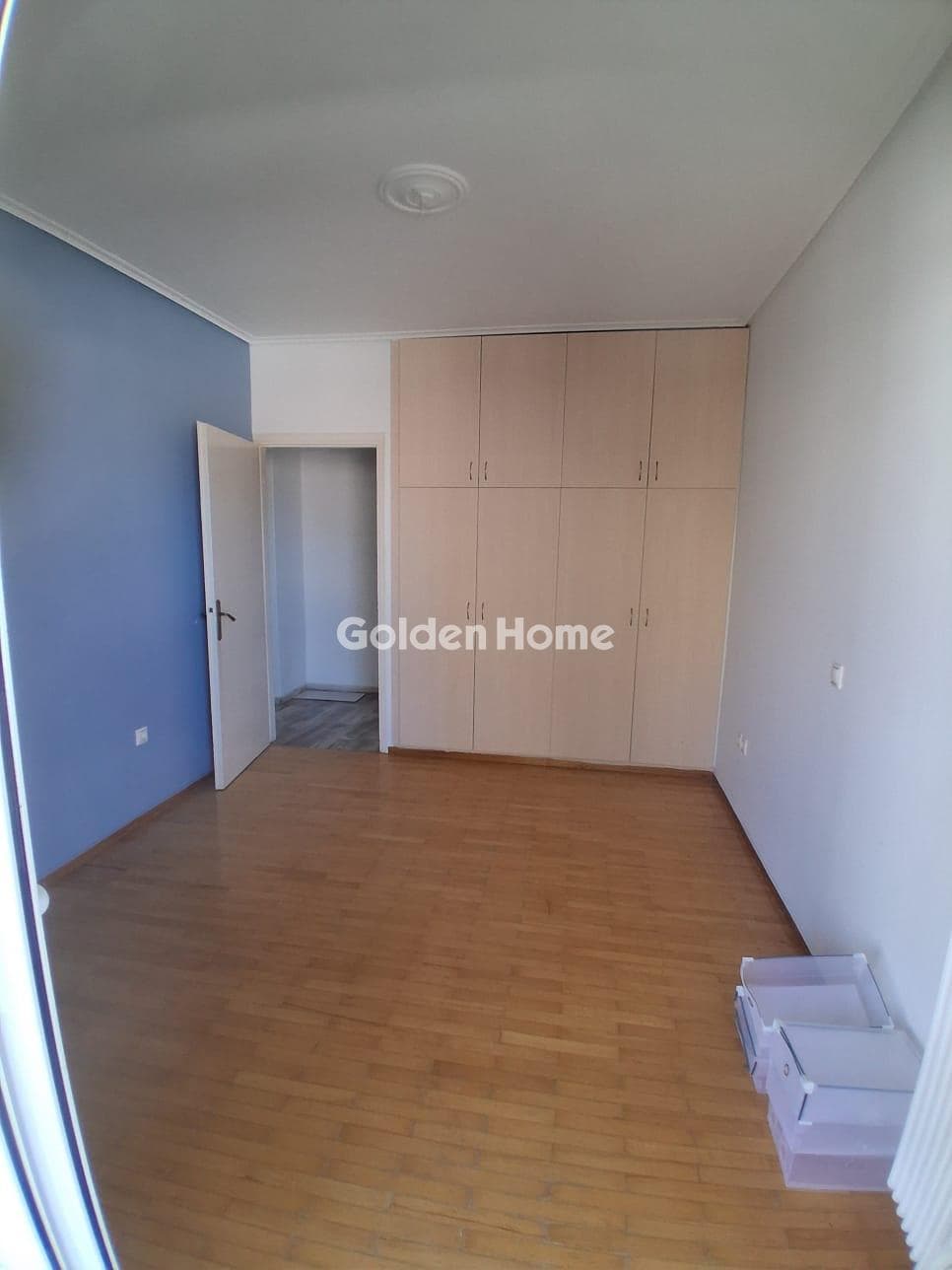 Apartment in ERT, Agia Paraskevi — Photo 9 of 11