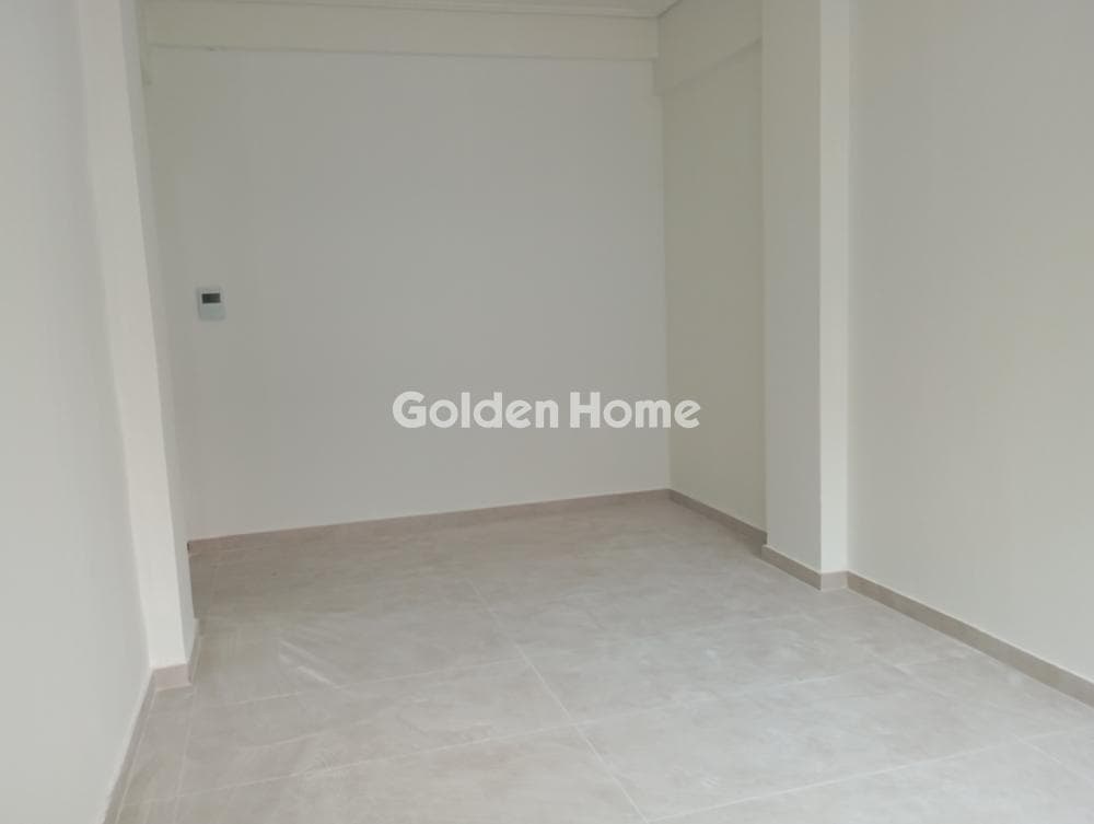 Office in Omonoia, Kentro — Photo 9 of 10