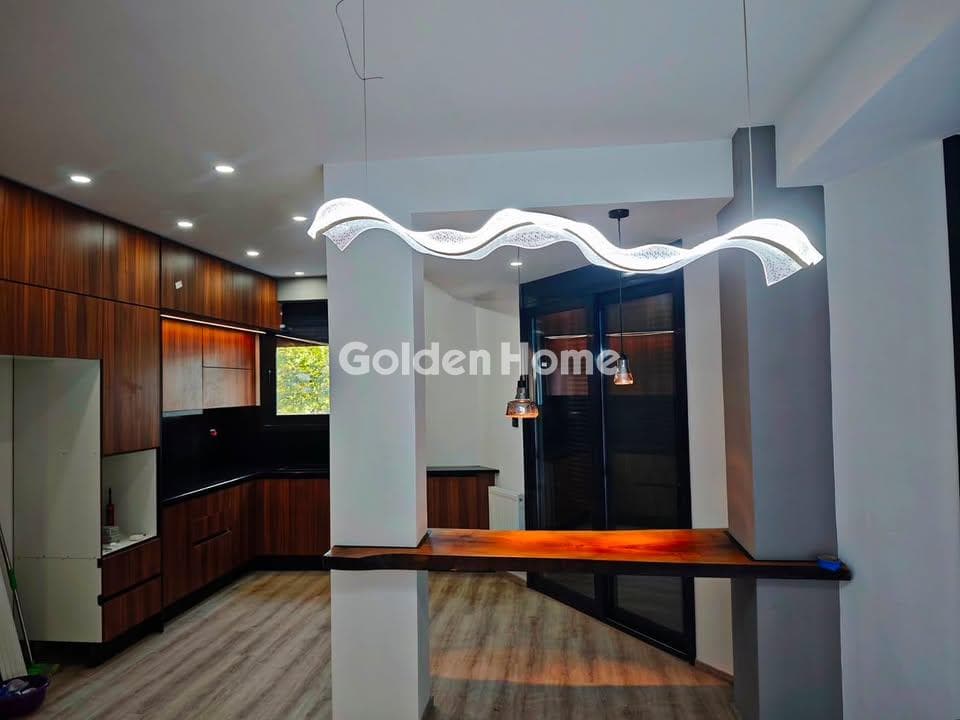 Apartment in Chrisoupoli, Peristeri — Photo 1 of 12