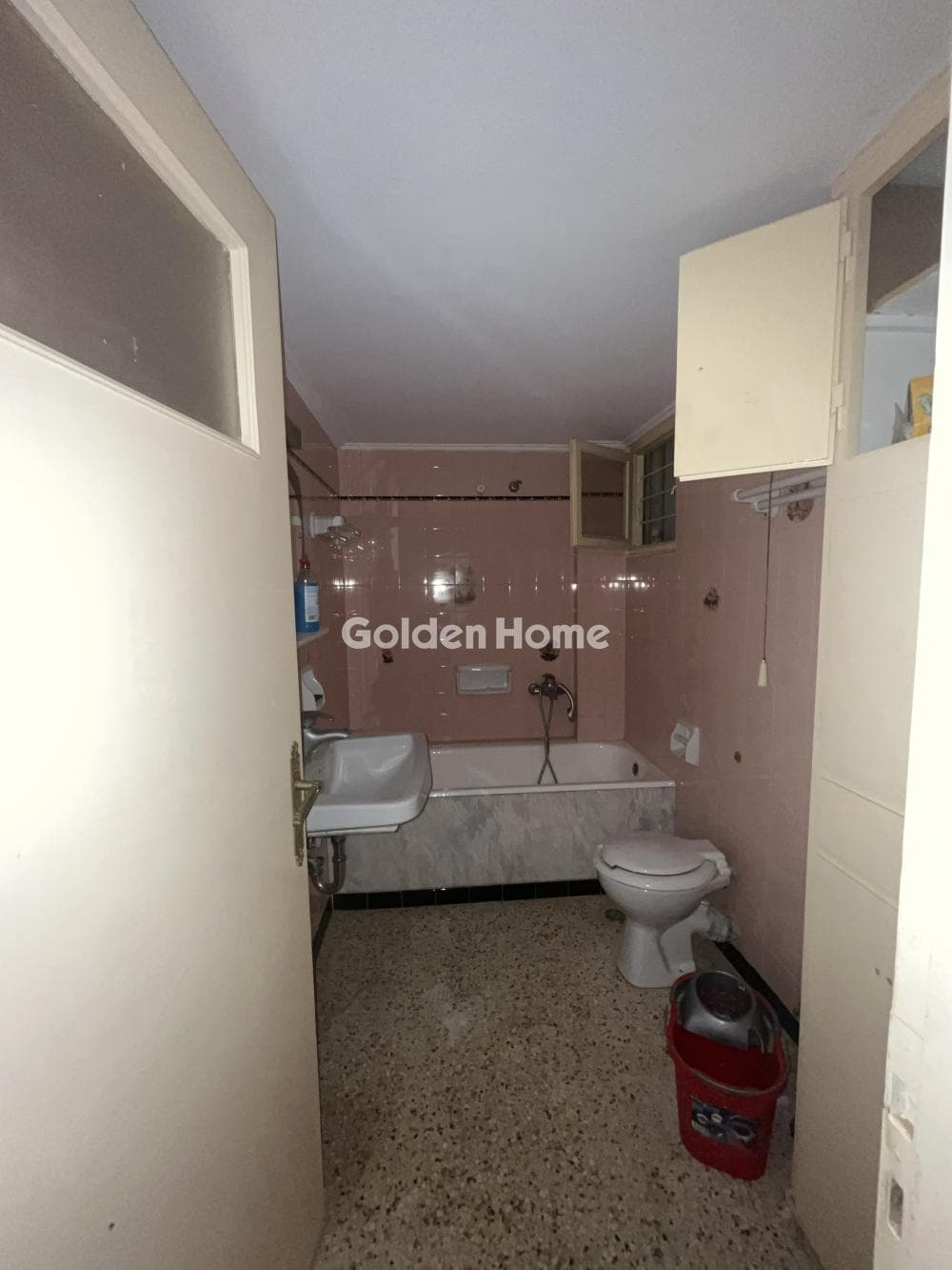 Apartment in Center, Petroupoli — Photo 14 of 15
