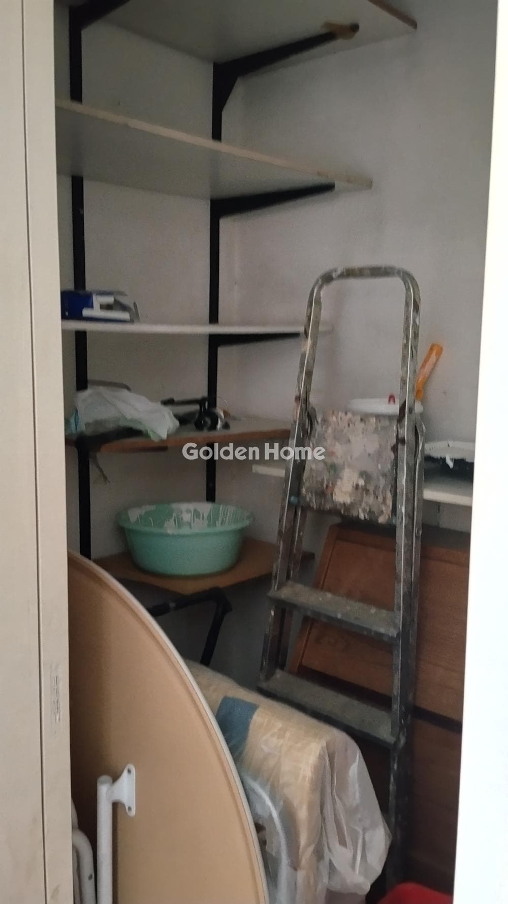 Apartment in Kareas, Vironas — Photo 8 of 9