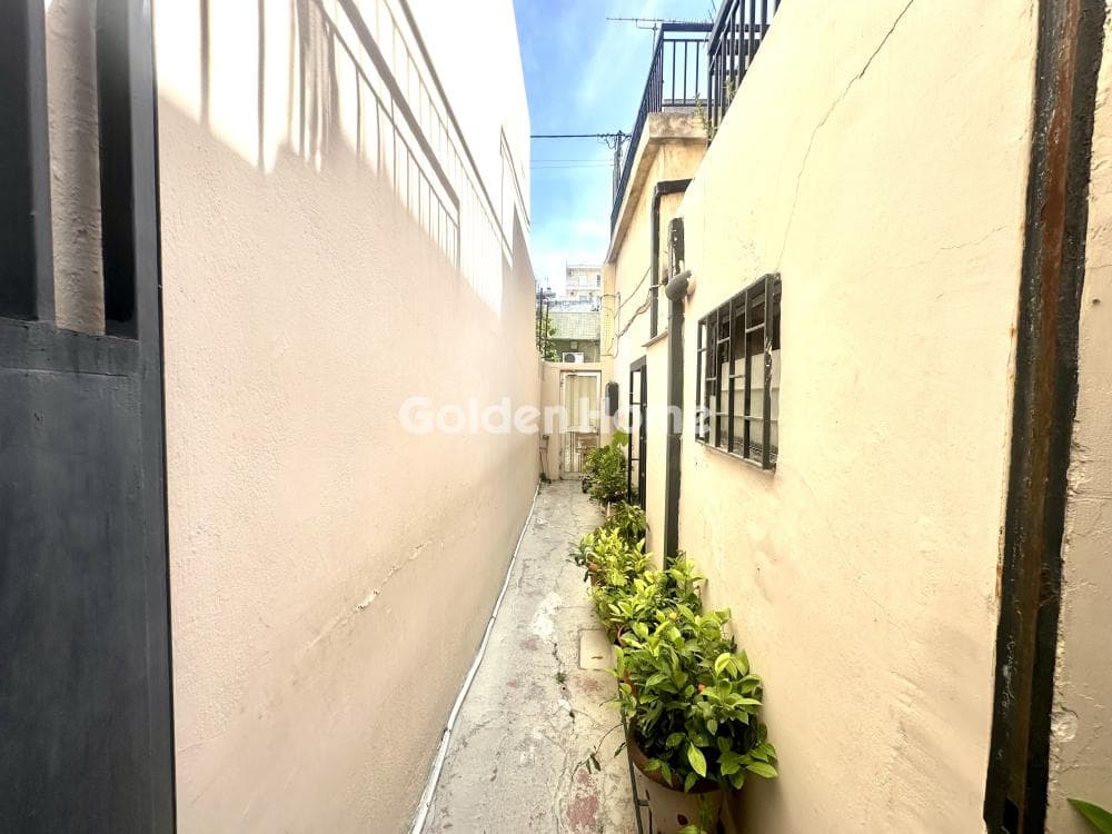 House in Anastasi, Keratsini — Photo 18 of 19