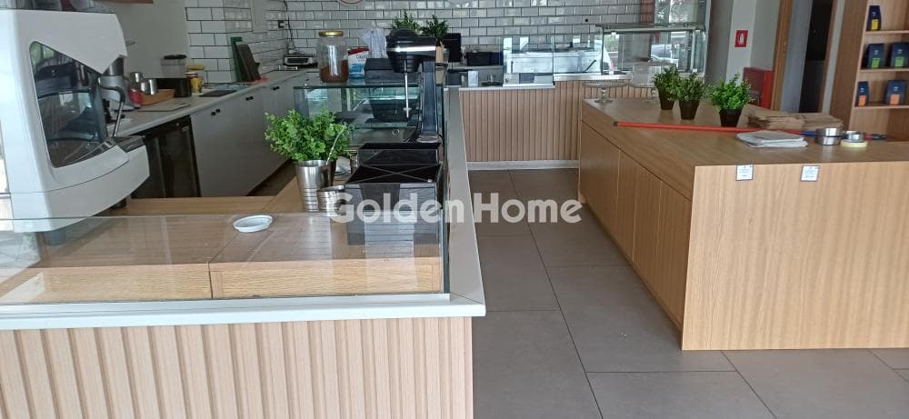 Retail Store in Rema Pikrodafnis, Palaio Faliro — Photo 3 of 4