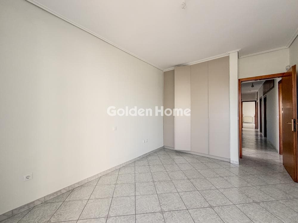 Apartment in Pigadakia, Vouliagmeni — Photo 18 of 29