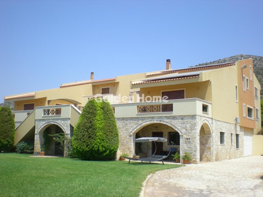 House in Κέντρο, Kalivia Thorikou — Photo 21 of 67