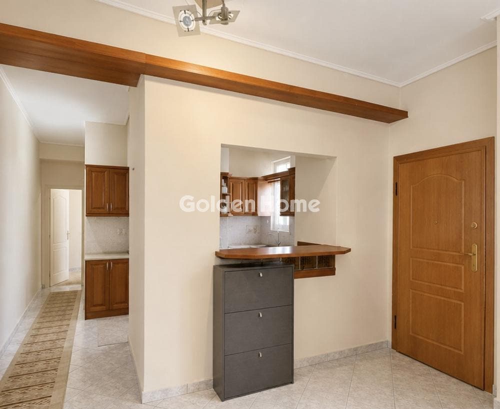 Apartment in Aktimones, Galatsi — Photo 1 of 10
