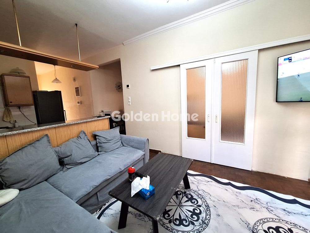 Apartment in Perissos, Nea Ionia — Photo 2 of 26