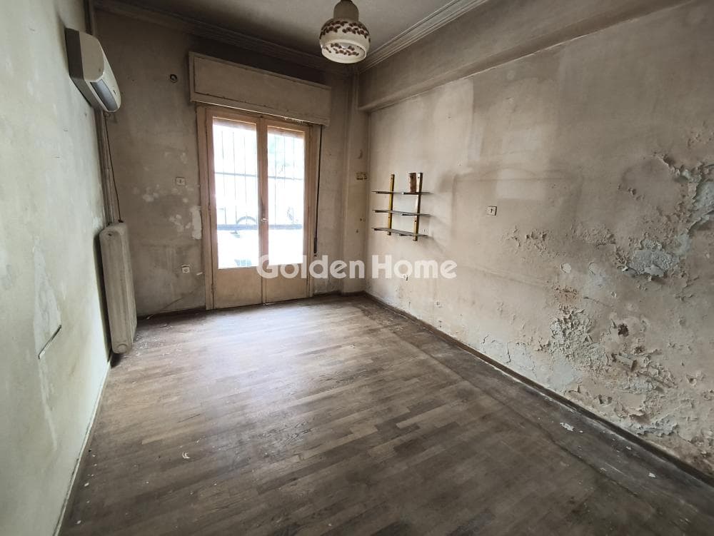 Apartment in Neo Pagkrati, Vironas — Photo 1 of 6