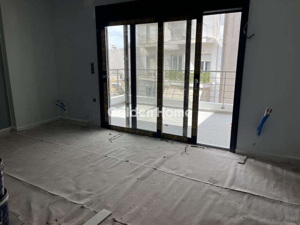 Apartment in Mitropoli, Piraeus — Photo 2 of 10