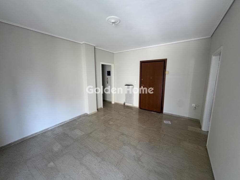 Apartment in Agios Nikolaos, Vouliagmeni — Photo 3 of 27