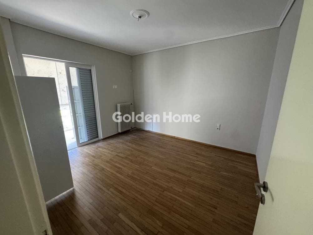 Apartment in Agios Nikolaos, Vouliagmeni — Photo 16 of 27