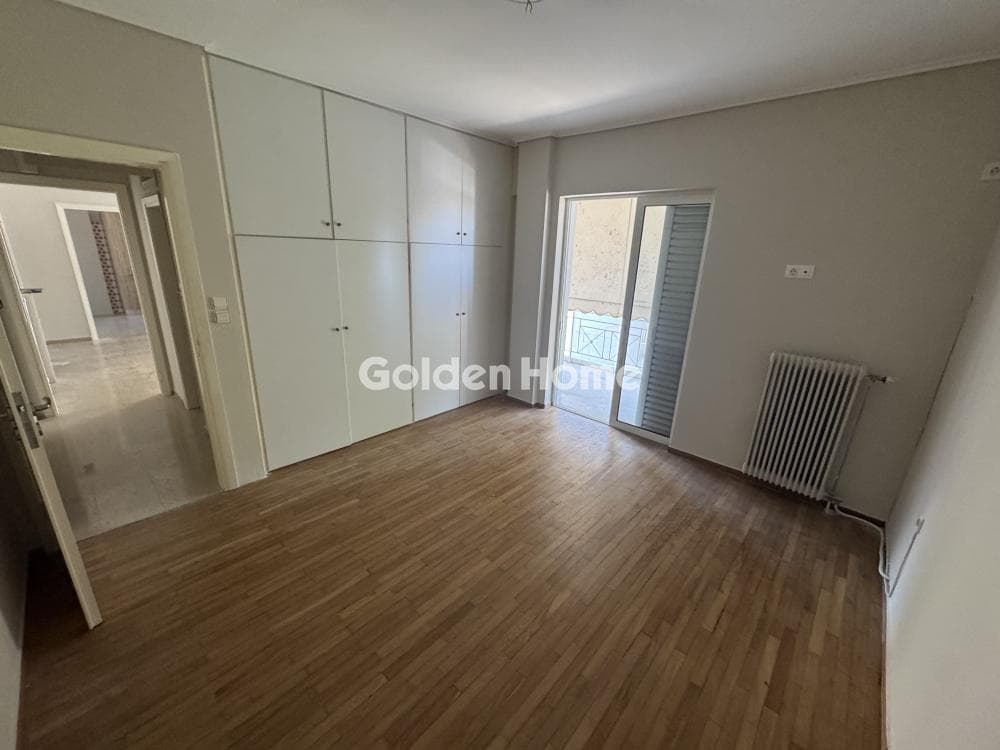 Apartment in Agios Nikolaos, Vouliagmeni — Photo 19 of 27