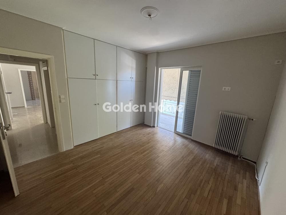 Apartment in Agios Nikolaos, Vouliagmeni — Photo 20 of 27