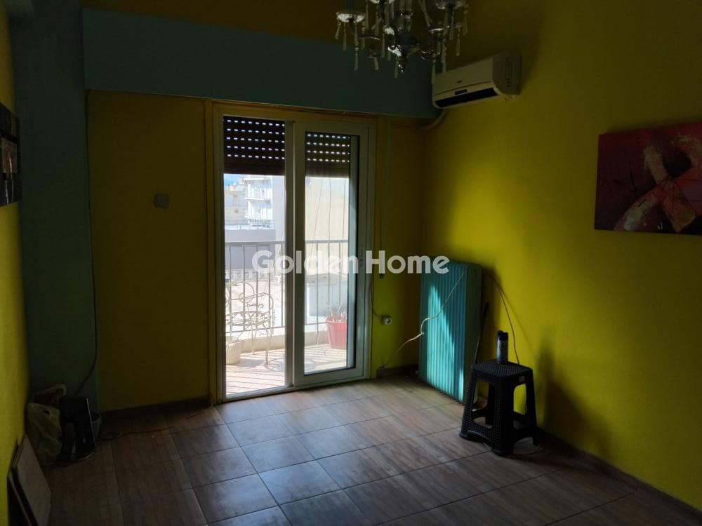 Apartment in Frourio, Patra — Photo 7 of 8