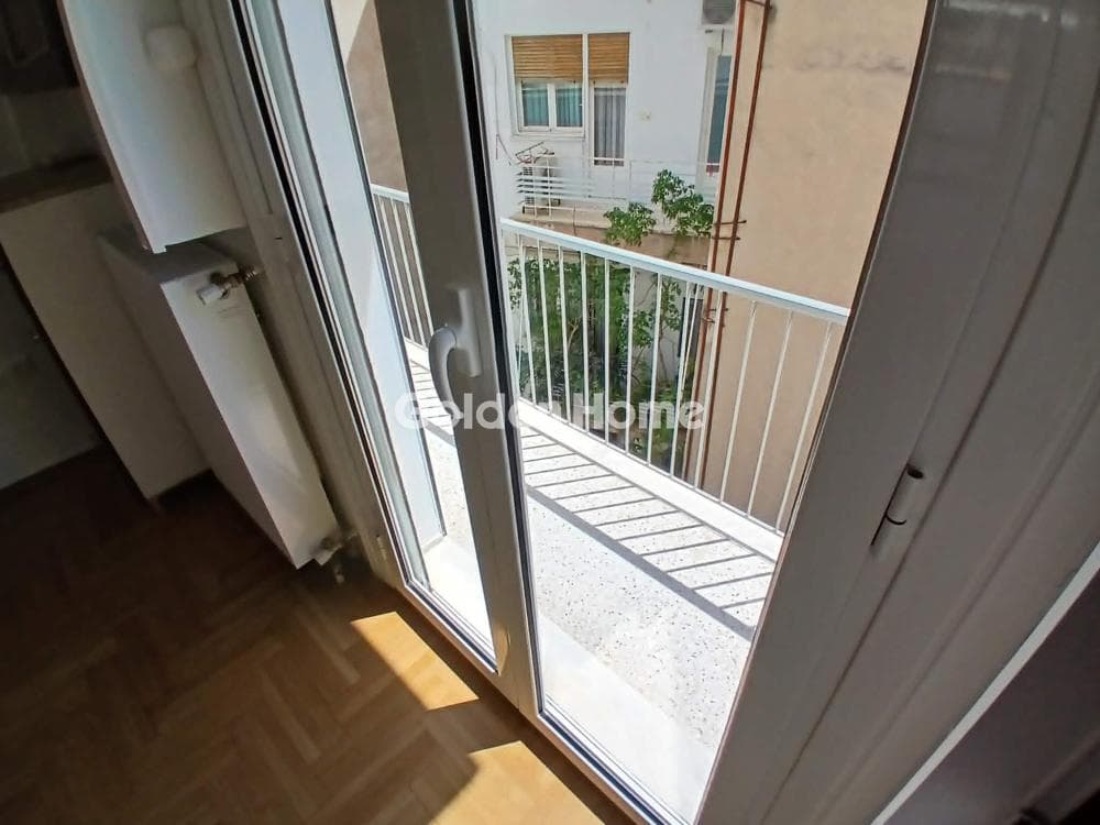Apartment in Ag. Meletiou - Viktorias Sq. - Marni, Patision - Acharnon — Photo 10 of 25