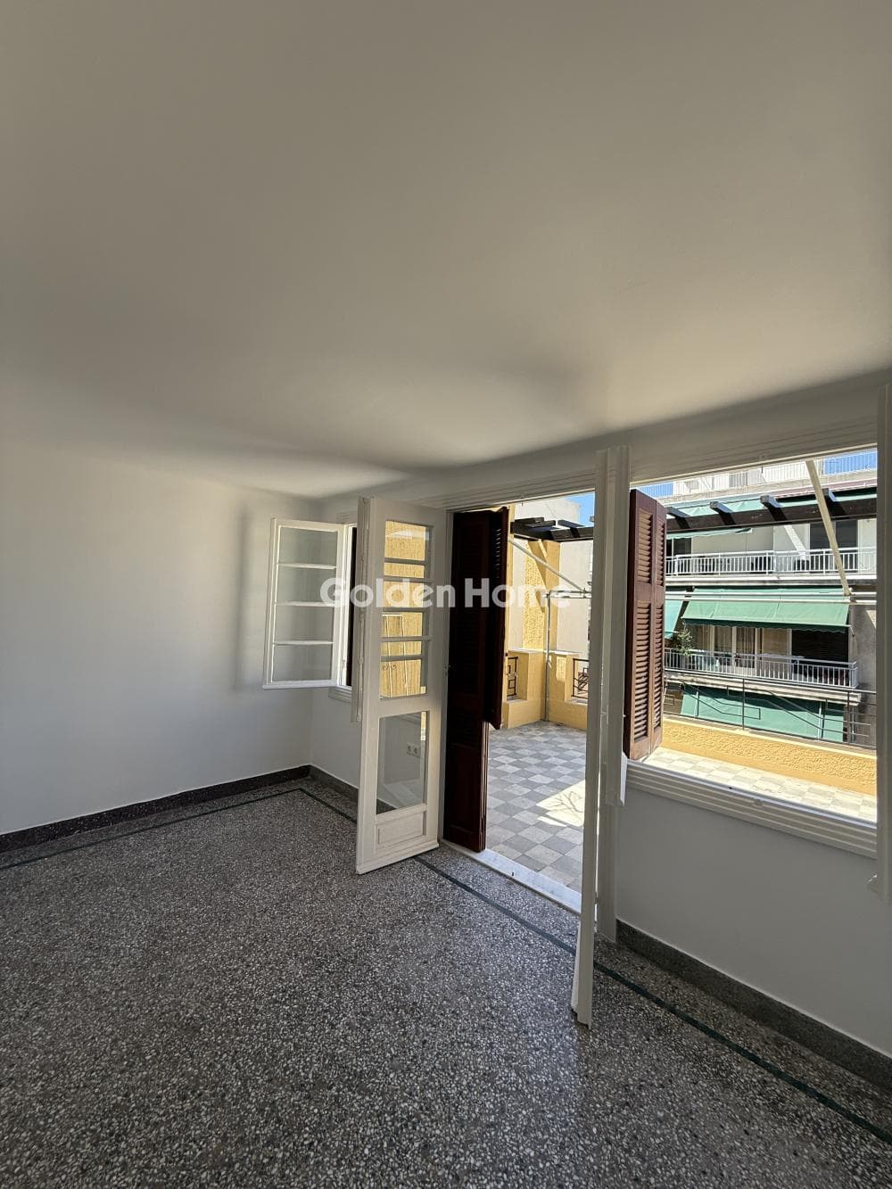 Apartment in Strefi, Exarchia - Neapoli — Photo 2 of 24
