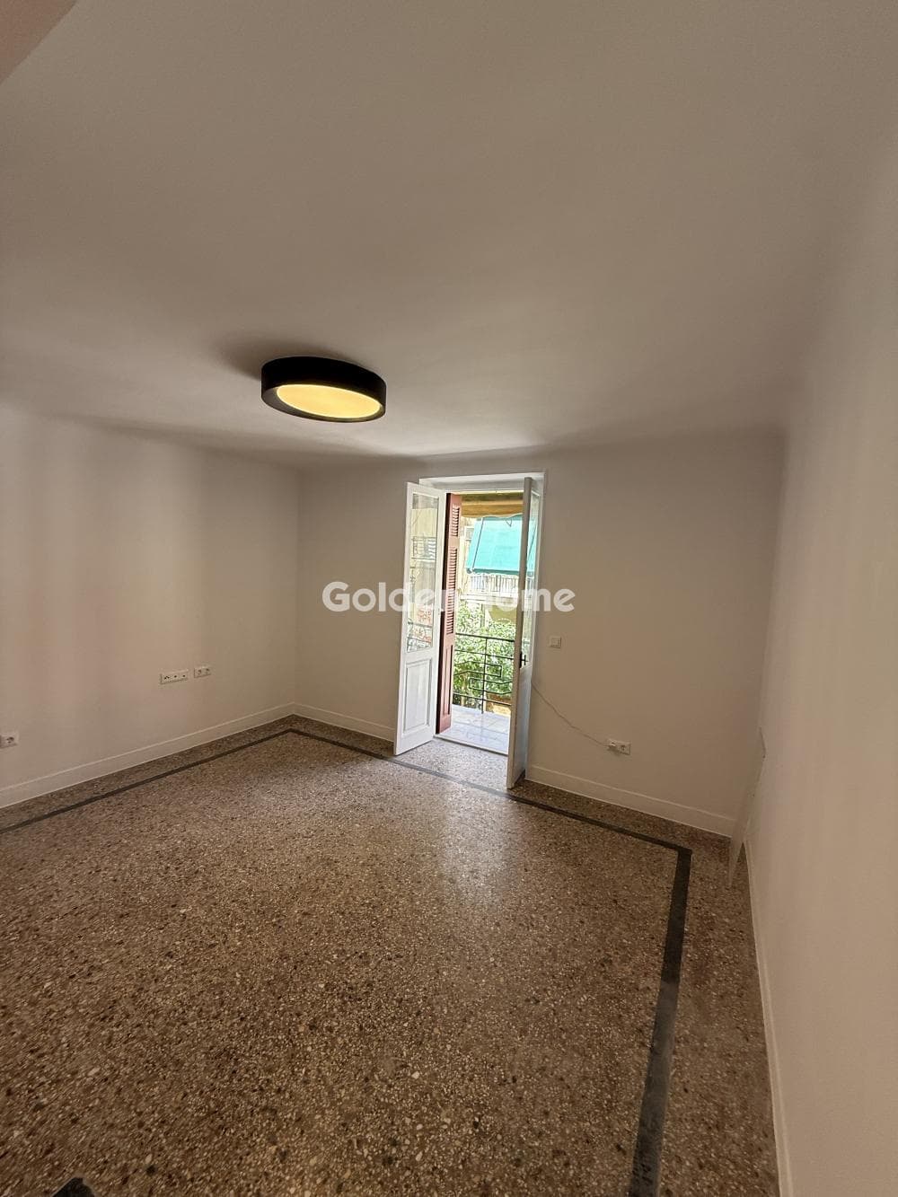 Apartment in Exarcheia, Exarchia - Neapoli — Photo 3 of 16