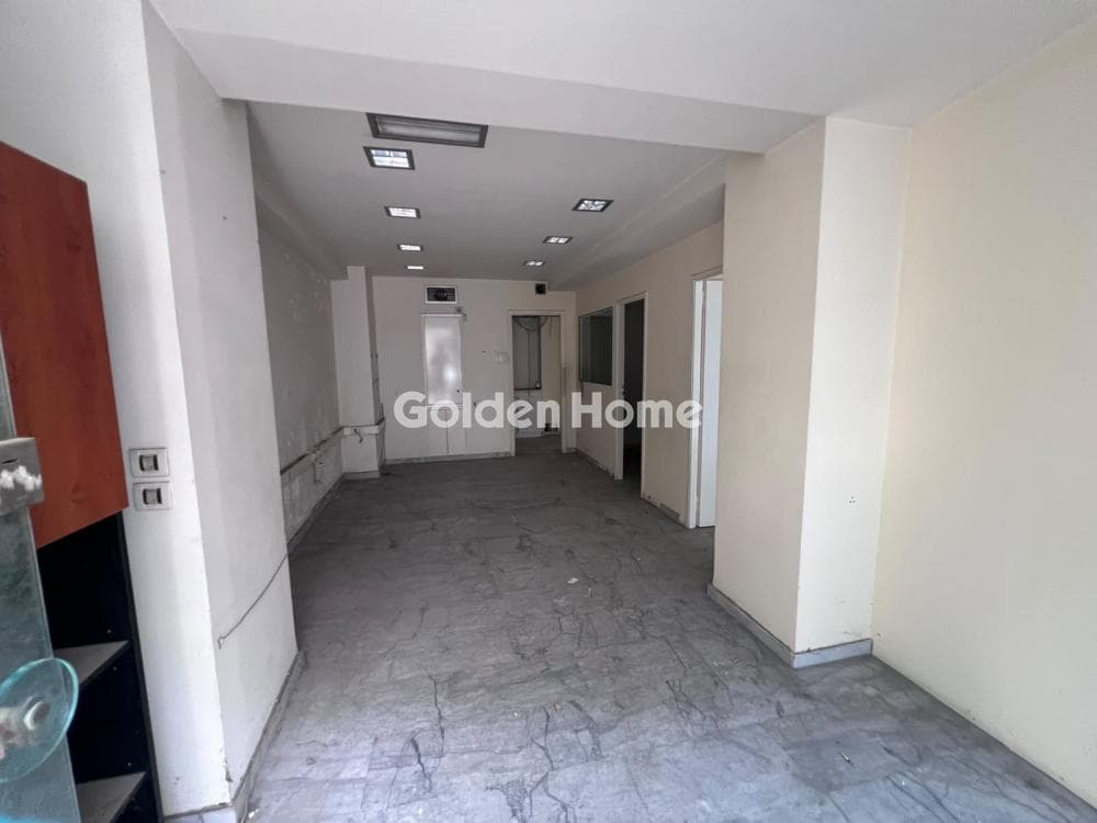 Apartment in Plateia Davaki, Kalithea — Photo 1 of 5