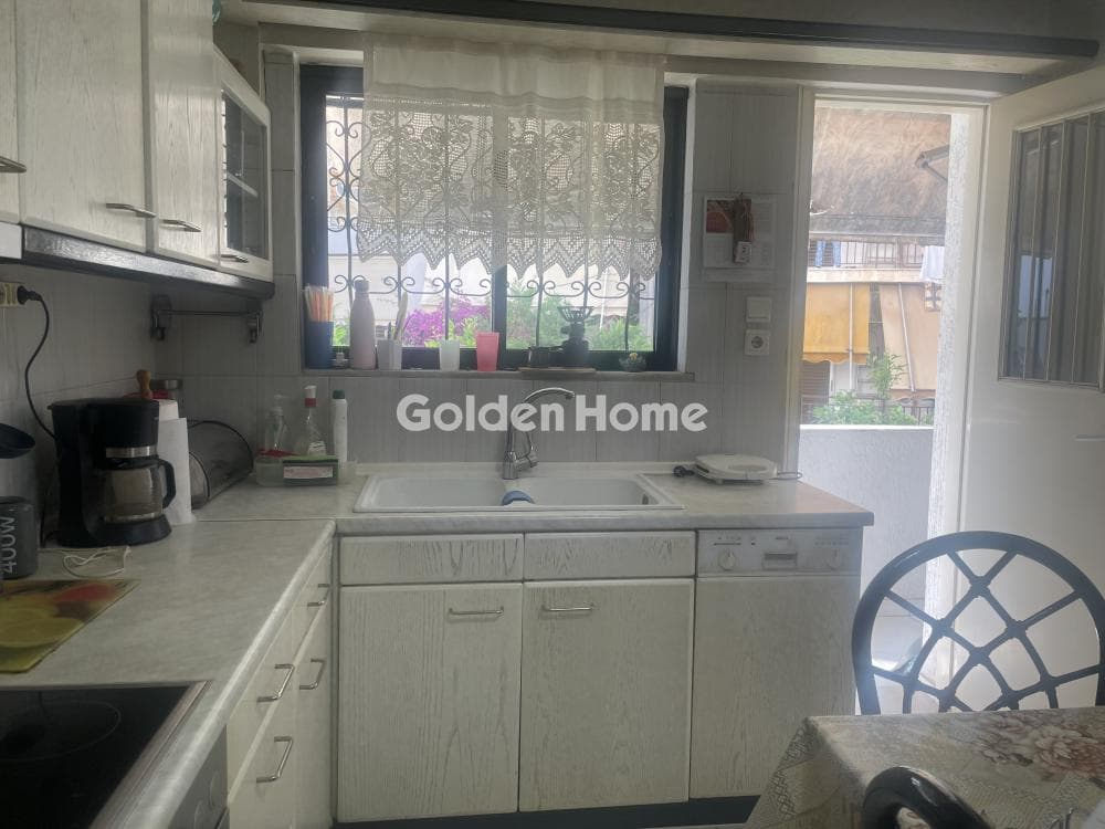 Apartment in Agia Paraskevi, Nea Smyrni — Photo 7 of 24