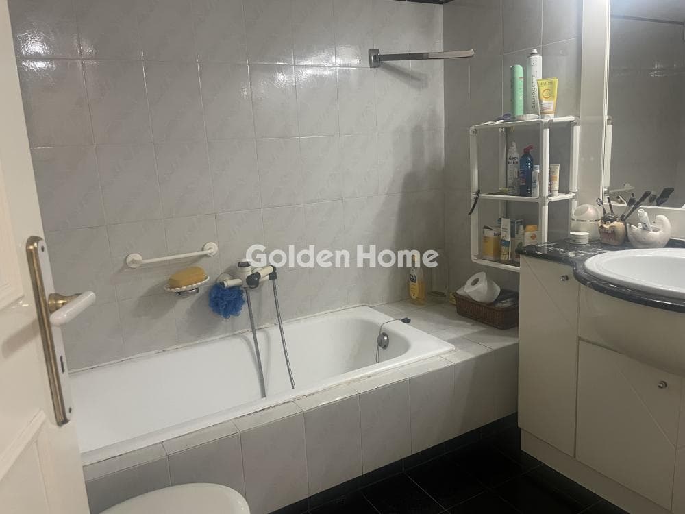 Apartment in Agia Paraskevi, Nea Smyrni — Photo 20 of 24