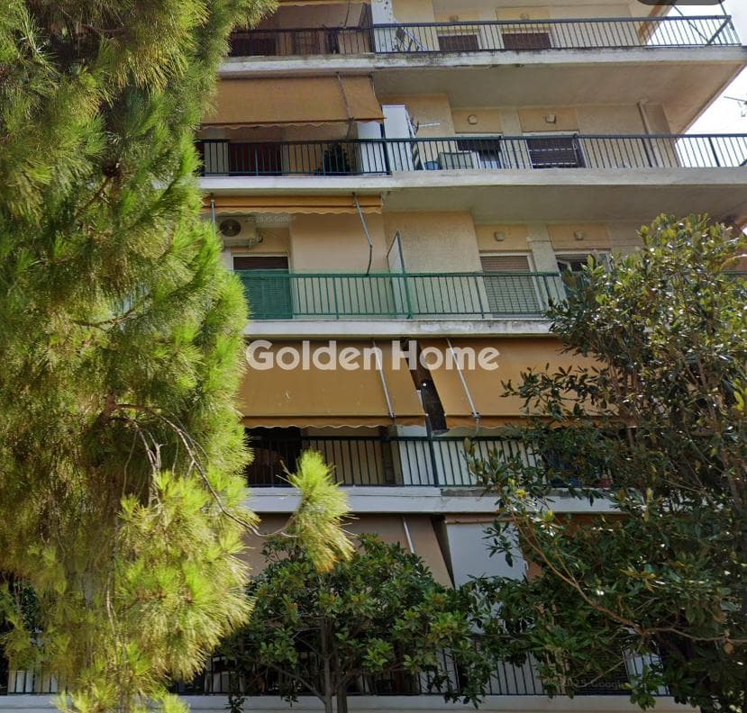 Διαμέρισμα στην Πλατεία Ντάβαρη, Παλαιό Φάληρο