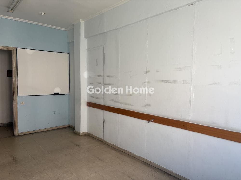 Office in Platia Kanigos, Exarchia - Neapoli — Photo 5 of 8