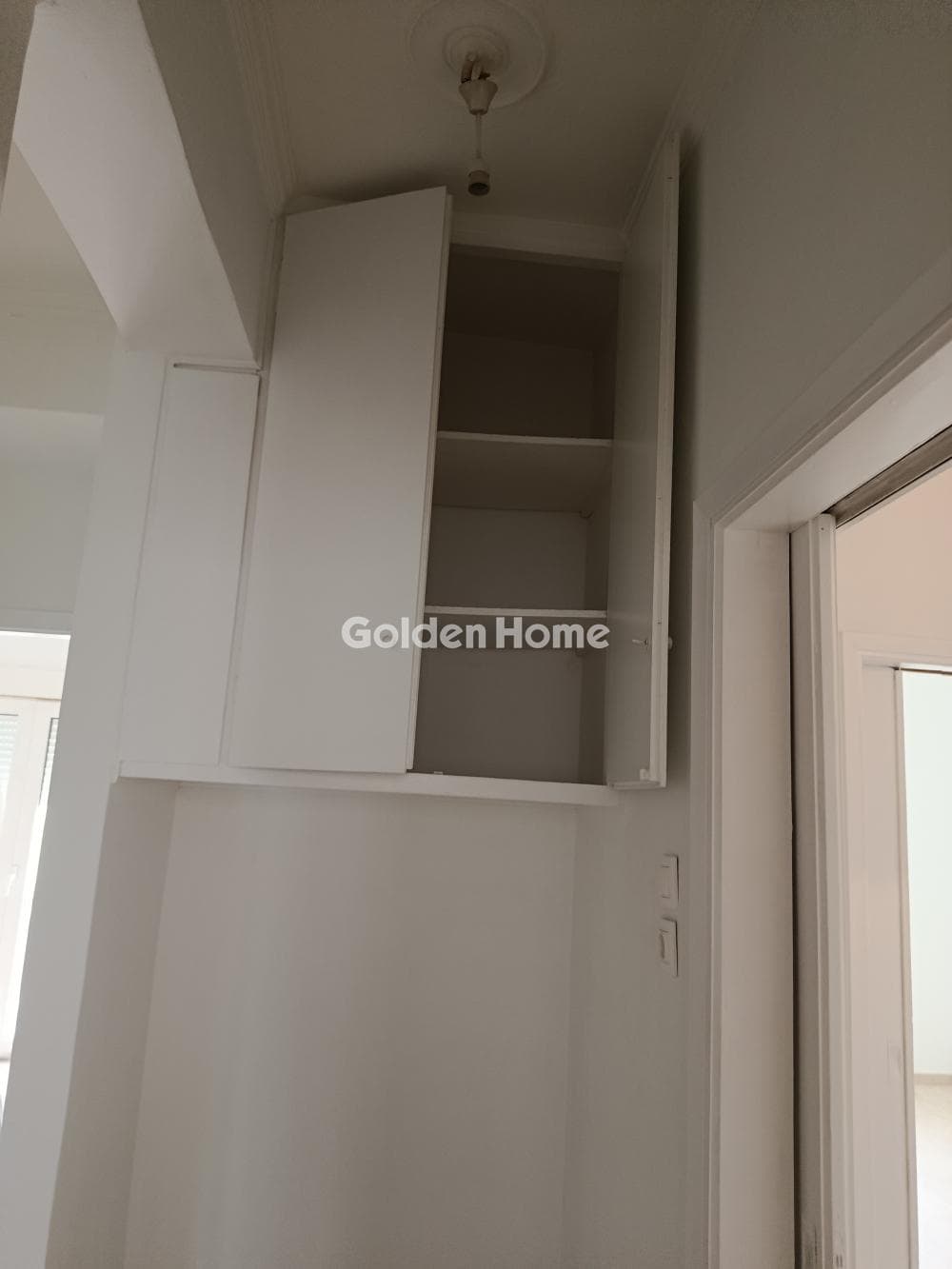 Apartment in Aspra Chomata, Peristeri — Photo 12 of 30