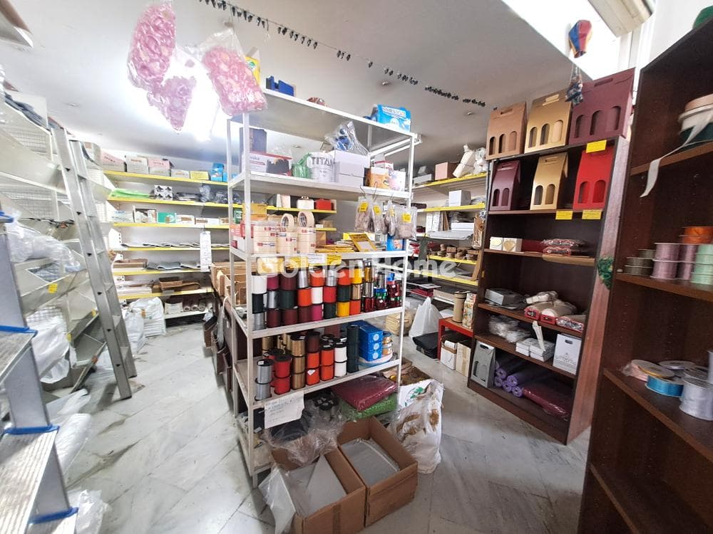 Retail Store in Trachones, Alimos — Photo 8 of 24