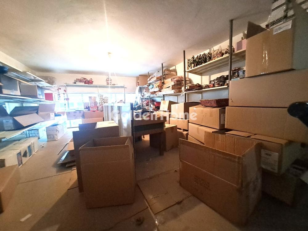Retail Store in Trachones, Alimos — Photo 18 of 24