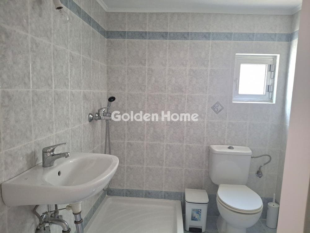 House in Galazia akti, Kalivia Thorikou — Photo 5 of 24