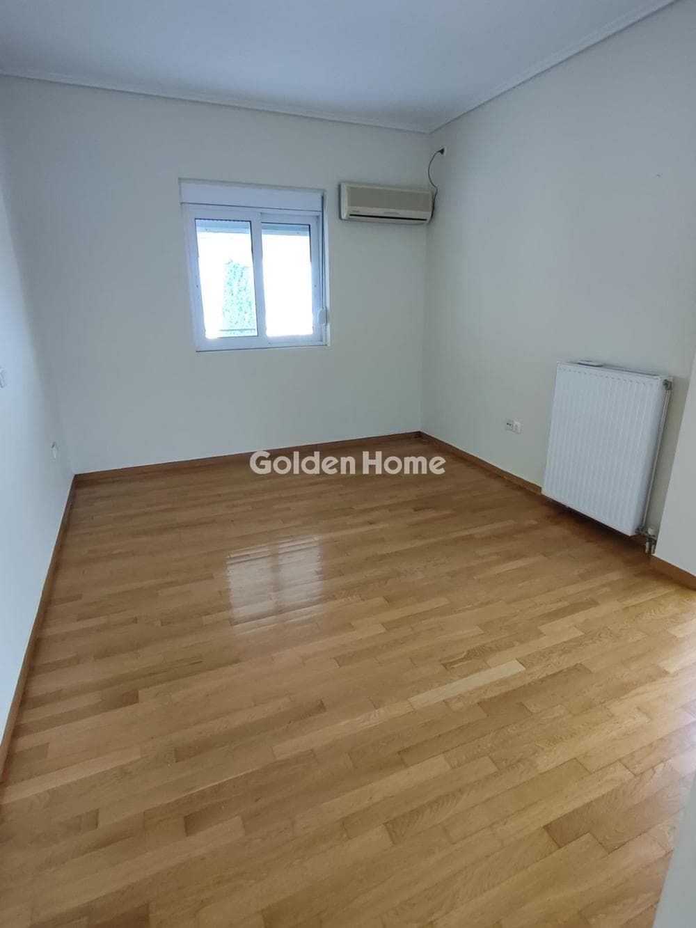 Apartment in Kareas, Vironas — Photo 17 of 24