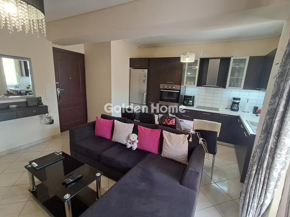 Apartment in Kariotika, Perama — Photo 1 of 24