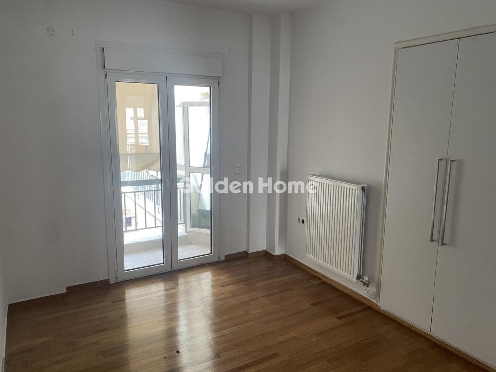 Apartment in Lofos Filaretou, Kalithea — Photo 17 of 34