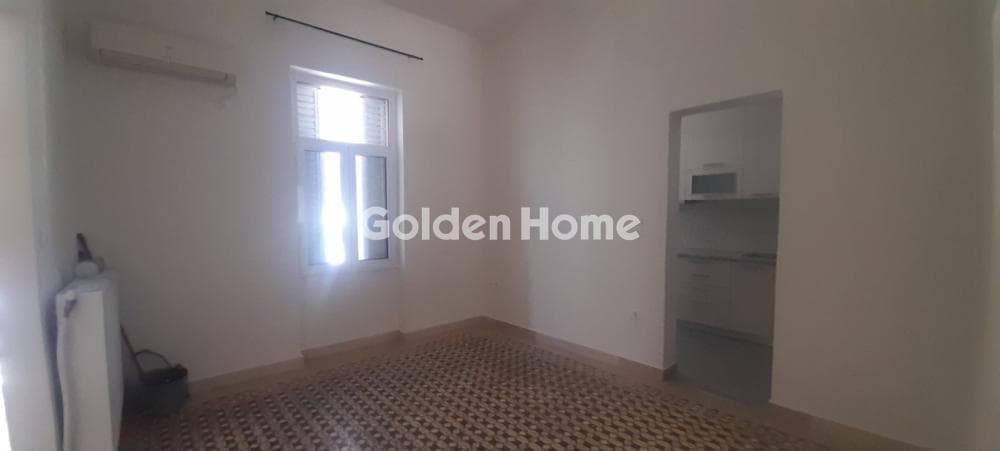 Apartment in Zoodochos Pigi, Vironas — Photo 5 of 9
