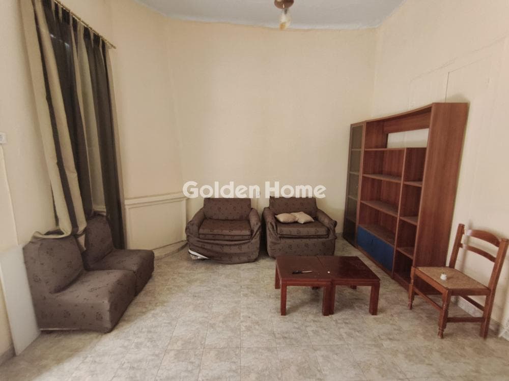 House in Tsami, Salamina — Photo 1 of 17