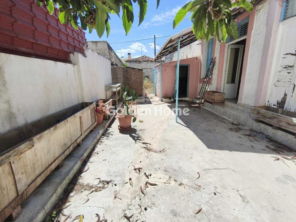 House in Tsami, Salamina — Photo 9 of 17