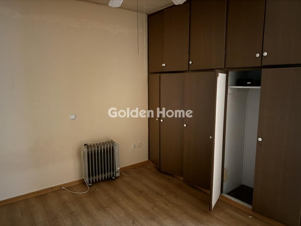Apartment in Creteka, Galatsi — Photo 8 of 12