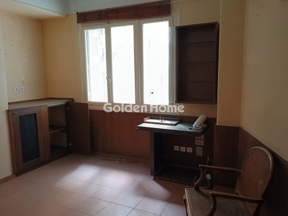 Apartment in Kolonaki, Kolonaki - Likavitos — Photo 12 of 38