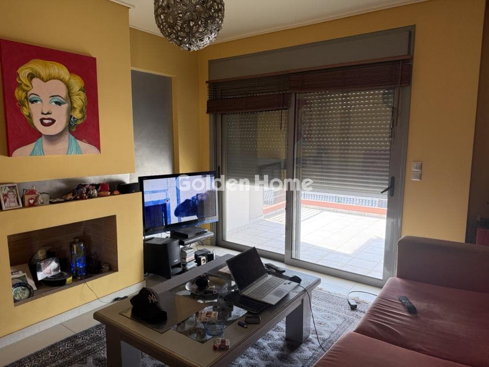 Apartment in Zoodoxos Pigi, Peristeri — Photo 2 of 10