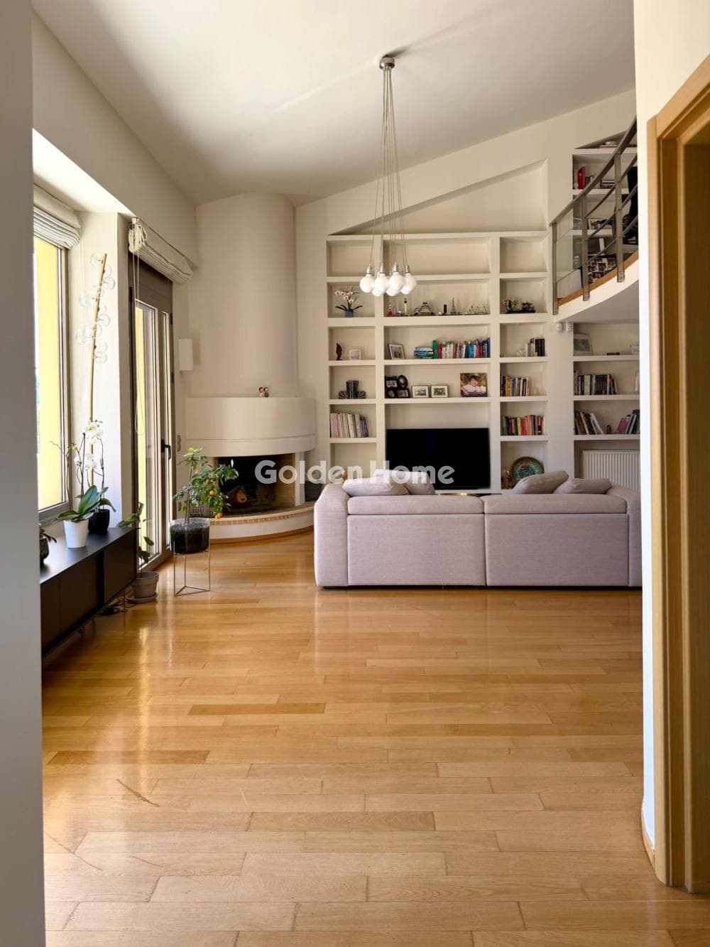 House in Zirineio, Kifisia — Photo 2 of 13