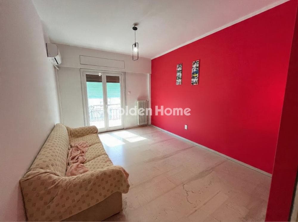 Apartment in Labrini, Galatsi — Photo 1 of 13