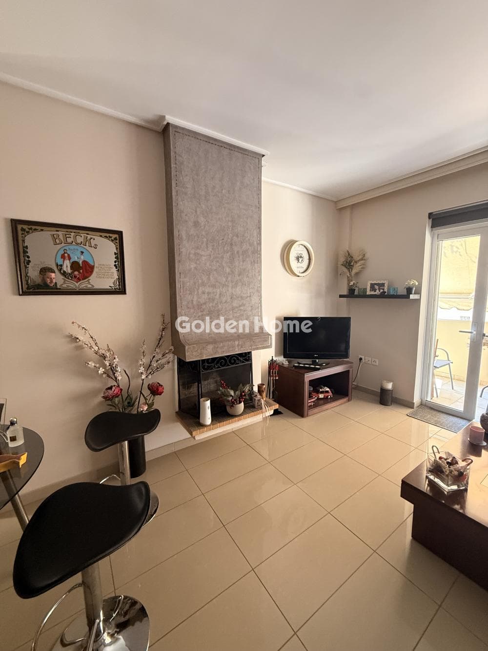 Apartment in Thimarakia, Attiki — Photo 1 of 12
