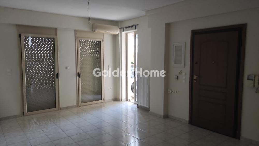 Apartment in Center, Nea Ionia — Photo 3 of 13