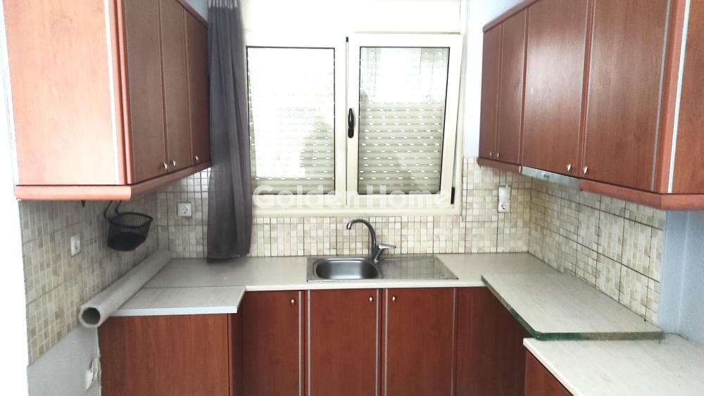 Apartment in Center, Nea Ionia — Photo 1 of 13