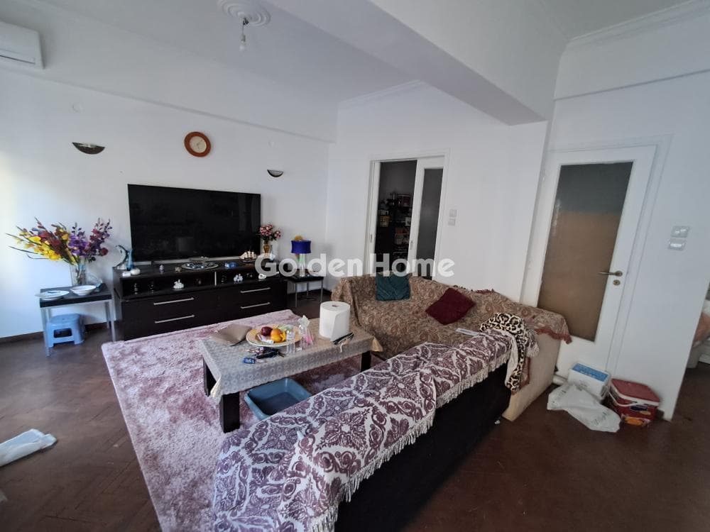 Apartment in Thimarakia, Attiki — Photo 1 of 22