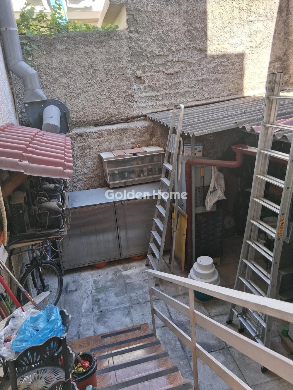 Retail Store in Neo Aigaleo, Aigaleo — Photo 14 of 15